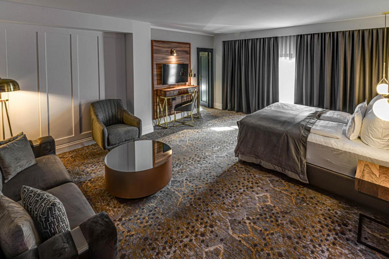 Hotel Boutique Donna Anna Gyüreg Kültér fotó